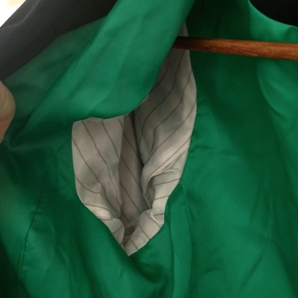 Navy blue GAP The Academy Blazer, green and pinstripe lining, size 4, like new! - Picture 10 of 10